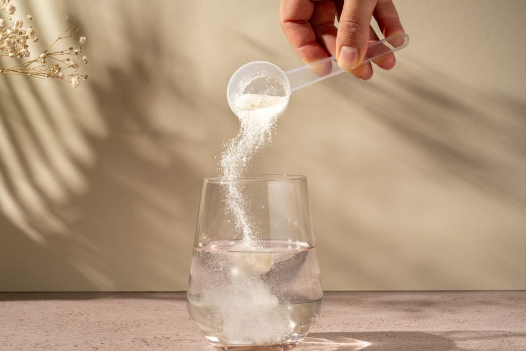 Ranking kolagenów w proszku. TOP 5, które wzmocnią włosy, paznokcie i stawy