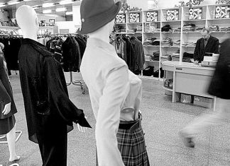 Tak pachniał PRL. Kultowe perfumy prosto z Pewexu. Co się z nimi dzisiaj dzieje?