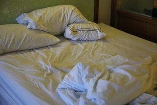 Zmieniasz poszewkę poduszki rzadziej? Popełniasz błąd