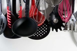 Używasz takich przyborów kuchennych? Szybko wyrzuć do kosza