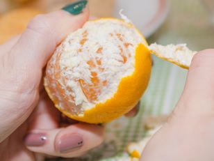 „Puchata” skórka to znak. Tak rozpoznasz, czy mandarynka ma pestki