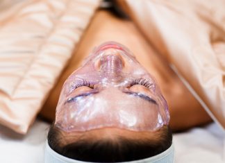 Ta maseczka w formie galaretki ma szansę stać się viralem. Ma potężne działanie przeciwzmęczeniowe