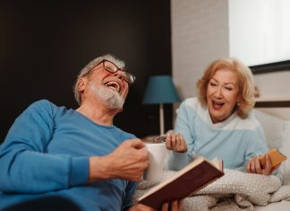 Dlaczego szybciej się starzejemy? Ekspert wskazuje jeden zgubny nawyk