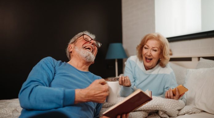 Dlaczego szybciej się starzejemy? Ekspert wskazuje jeden zgubny nawyk