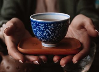 Japonki uwielbiają ten napój, bo spala tłuszcz. Zawstydza nawet kawę