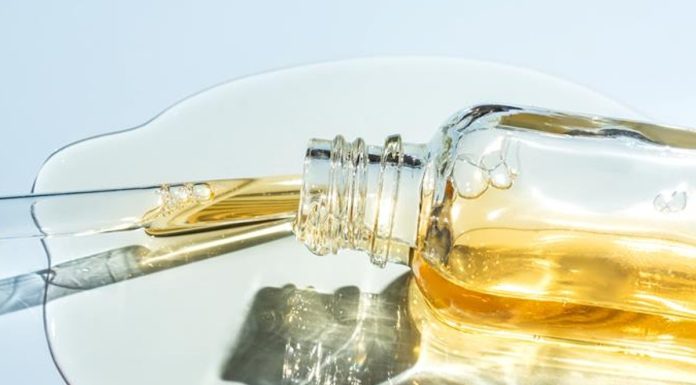 To luksusowe serum z potężną dawką kolagenu chcą mieć wszyscy. Teraz jest tańsze o 150 zł