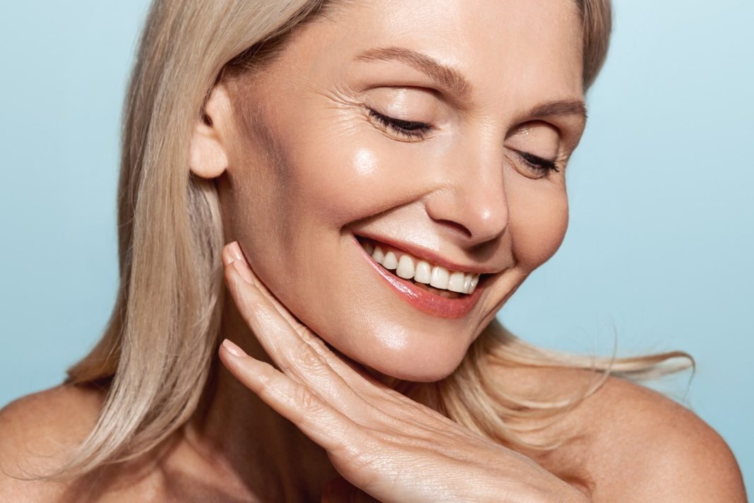 Silnie regenerujący krem z kozim mlekiem. Kosztuje grosze, a oblewa falą nawilżenia