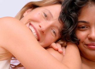 Multifunkcyjny krem Mixa to sposób na truskawkowe nogi