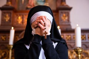 Jest zakonnicą. Mówi, co jest