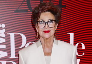 Tak wystroiła się na galę. Ten look to klasa sama w sobie