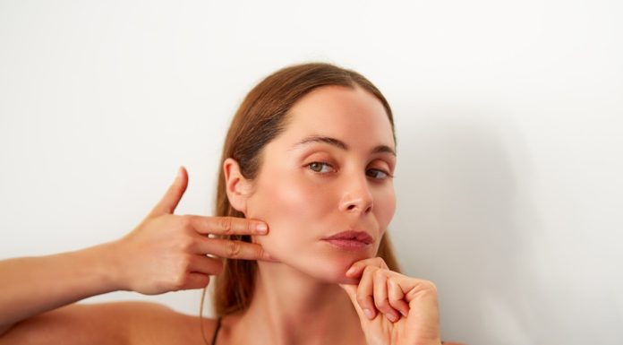 Jakich błędów wystrzegać się w jodze twarzy?