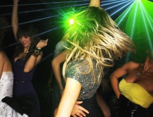 Zapłacili 700 zł za bal andrzejkowy. „Stracili nad sobą kontrolę”