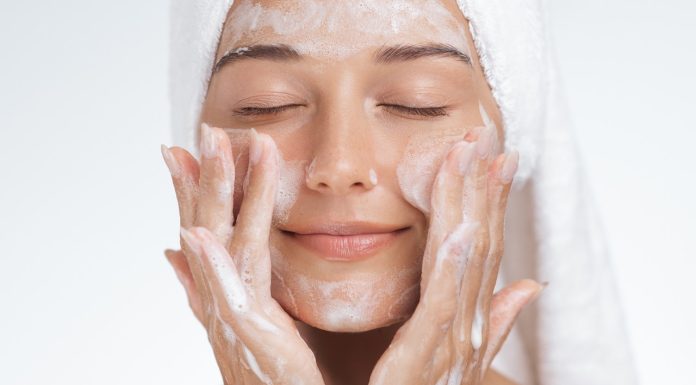 Pielęgnacja skóry jesienią. O tym musisz pamiętać