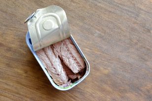 Gdzie wyrzucić puszkę po rybie? Łatwo o błąd