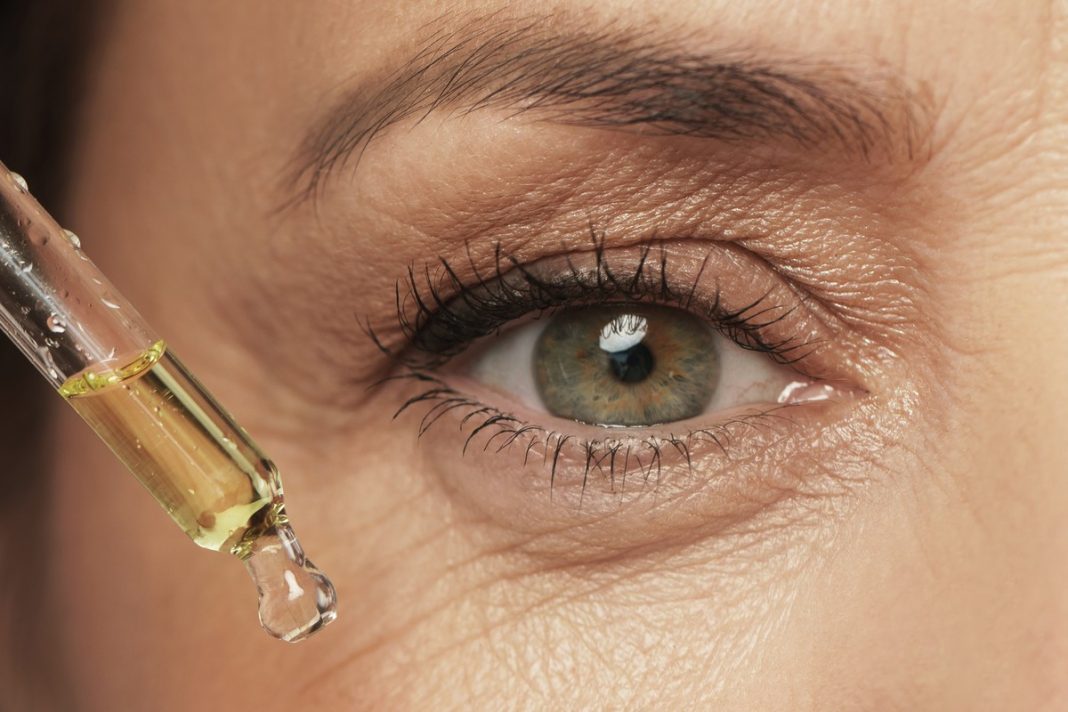 To najlepiej oceniane przez internautki serum przeciwzmarszczkowe