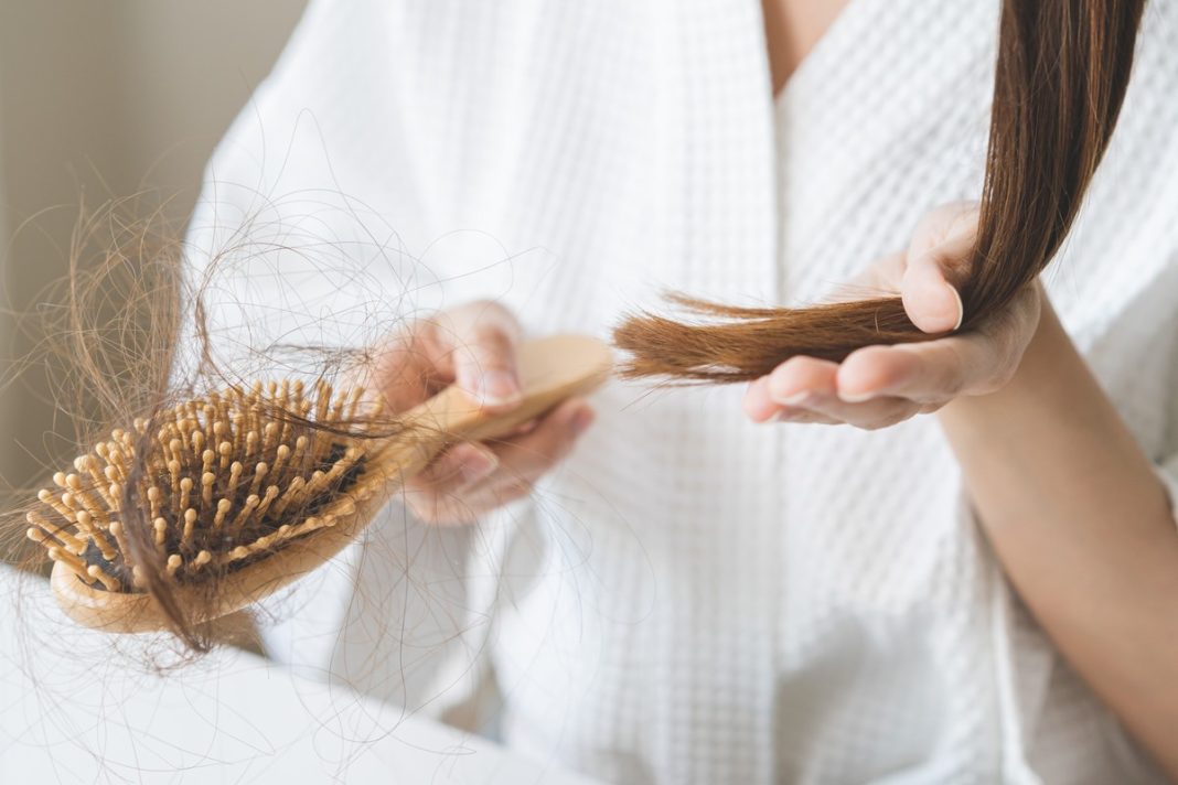 Koktajl na wypadające włosy. Doskonale zadziała również na cerę