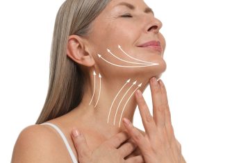 Kołnierz nasączony witaminą E i lawendą to hit na wiotką szyję. „Najlepiej wydane 30 zł”