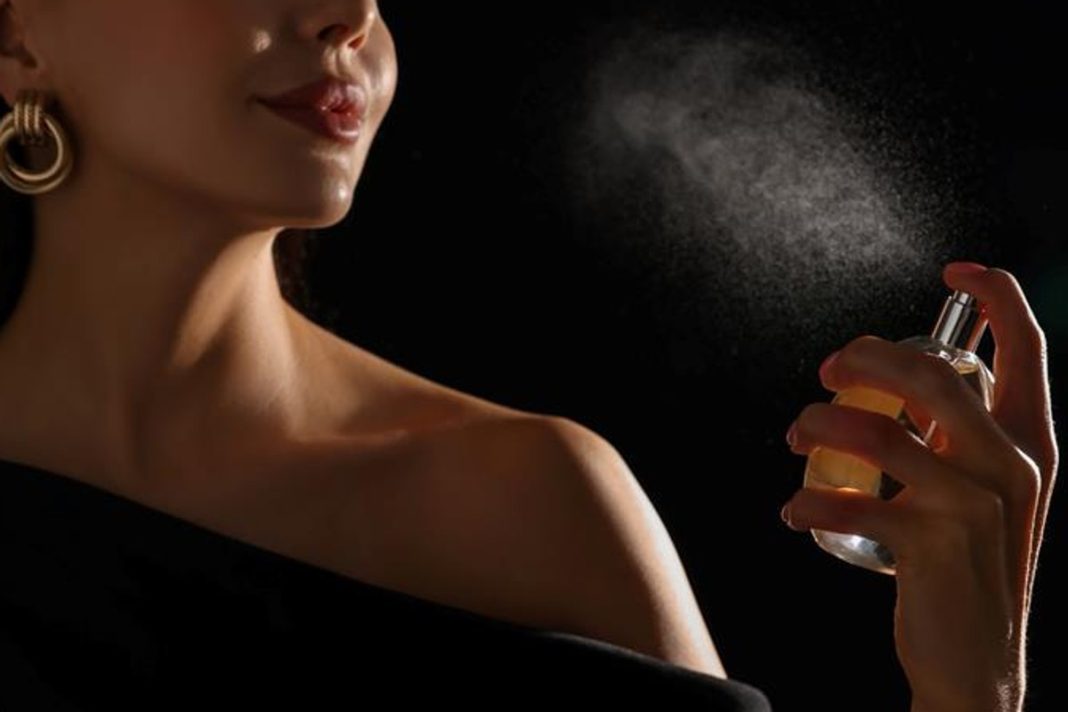 Według mężczyzn najseksowniejsze perfumy to te. TOP 5 propozycji do 150 zł dla niej
