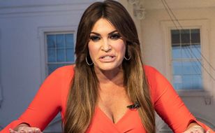 Z telewizji do ambasady.