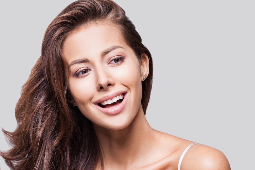 To najlepszy szampon do przetłuszczających się włosów. Kuracja prosto z uzdrowiska!