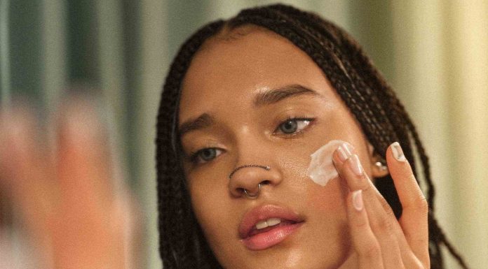 Sara James i Rossmann „Chcą ci powiedzieć coś” o ciele