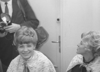 Ten kosmetyk używały nasze babcie. Wzmacnia włosy i oczyszcza cerę