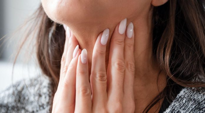 Co jeść przy chorobie Hashimoto? Dietetyk wymienia pięć najlepszych produktów