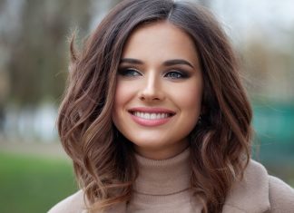 Kosmetyki, które dodają objętości i unoszą włosy od nasady