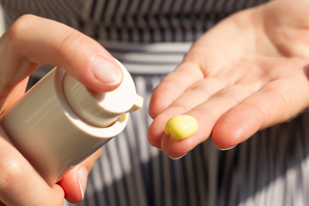 TOP 3 mocne produkty z retinolem, które działają jak odmładzające zabiegi w salonie. Ekspresowe efekty!