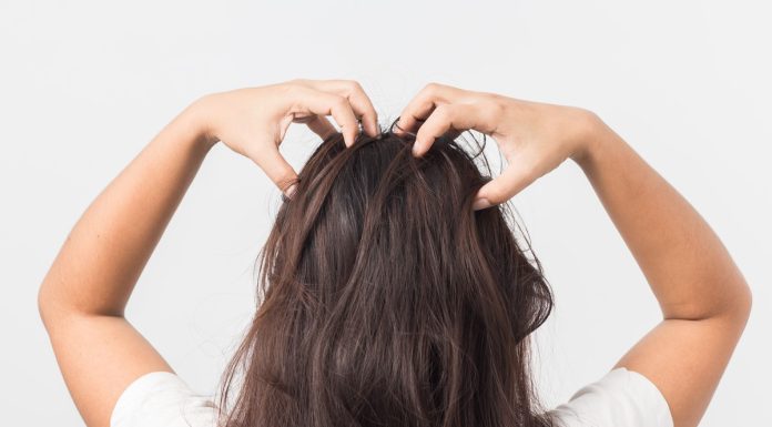 Przeciwzapalne szampony do włosów. Łagodzą i regenerują skórę głowy