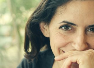 Trzy kremy, które zwiększają produkcję kolagenu. Dają efekt liftingu i spłycają zmarszczki