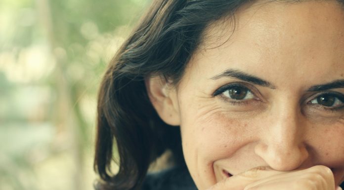 Trzy kremy, które zwiększają produkcję kolagenu. Dają efekt liftingu i spłycają zmarszczki