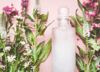 TOP 3 tanie ziołowe szampony, które odbiją oklapnięte włosy. Możesz zapomnieć o wałkach