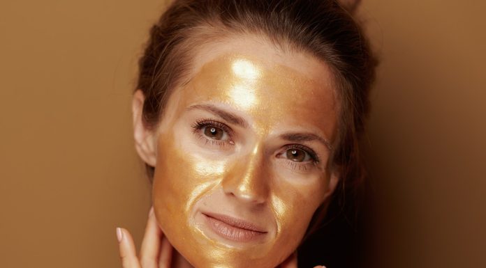 Ta ceramidowa maska do twarzy z karotenem to pielęgnacyjny hit