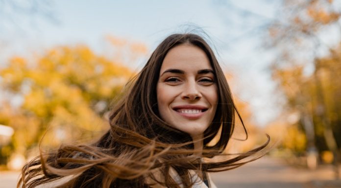 Top pięć odżywek do włosów zniszczonych i potrzebujących regeneracji