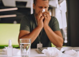 Nieoczywiste objawy grypy. Wcale nie trzeba mieć gorączki, kataru i kaszlu