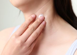 Tania jak barszcz maść z apteki. Dosłownie prasuje zmarszczki