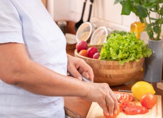 Dieta antystarzeniowa istnieje? To powoduje spowolnienie procesu starzenia