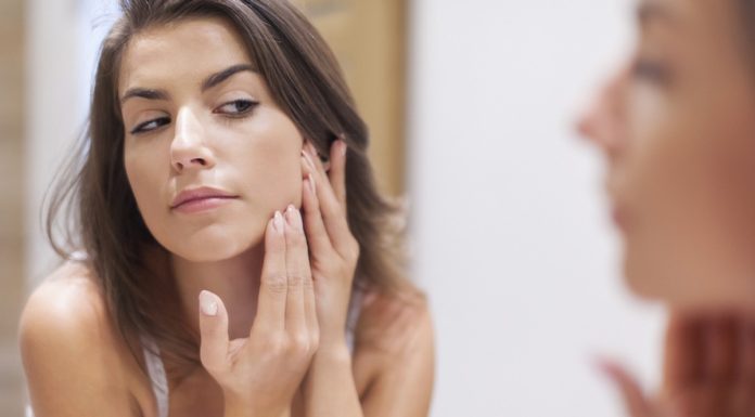 Trzy dobre kosmetyki do twarzy z olejem CBD. Intensywnie nawilżają i regenerują skórę