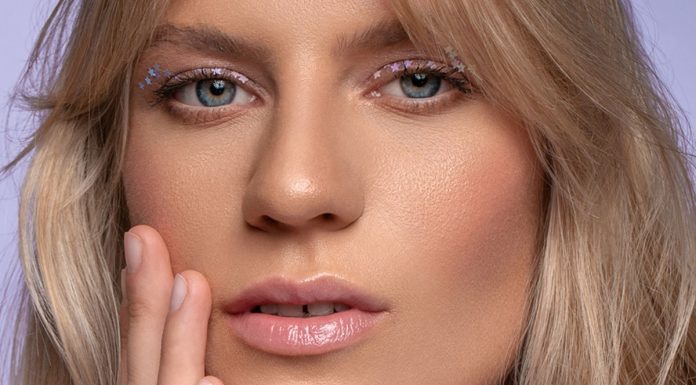 Masełko do demakijażu za 15 zł dokładnie oczyszcza twarz. Usuwa nawet wodoodporny tusz