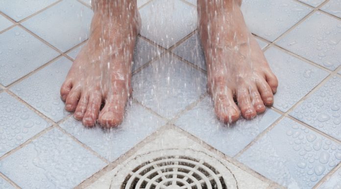 Robisz te rzeczy pod prysznicem? Od dzisiaj przestaniesz