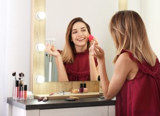 Cztery świetne bazy, które kilkakrotnie podbiją trwałość makijażu