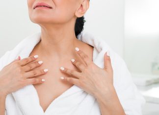 Odmładzający balsam do ciała – ujędrni skórę na udach i dekolcie