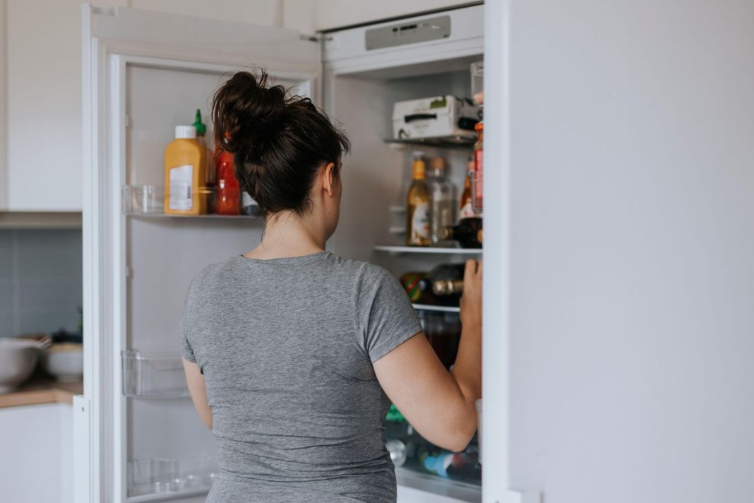 Jak schudnąć po 40-stce? Dietetyk wskazał najważniejsze zasady