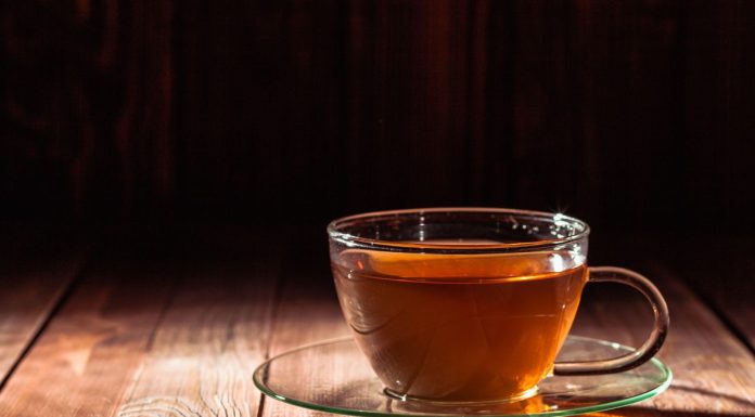 Herbaty ziołowe wcale nie takie zdrowe. Można sobie poważnie zaszkodzić