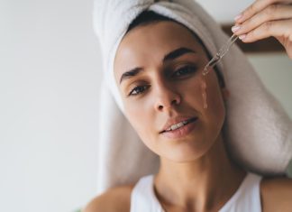 Trzy fantastyczne sera rozświetlające i wyrównujące koloryt z witaminą C. Natychmiastowy efekt glow