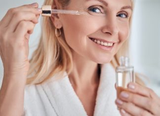Najlepsze serum z retinolem – TOP 5 produktów, dzięki którym cofniesz czas