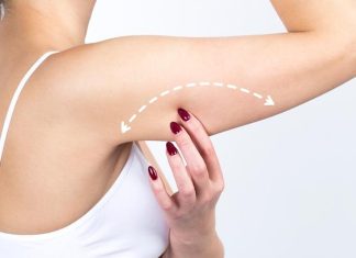 Galaretowata skóra na ramionach? Ten żel zwiększy jej elastyczność już po pierwszym użyciu