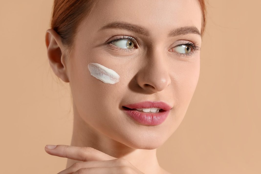 Wiosenna wyprzedaż do -50 proc. na kosmetyki Tołpy. Co warto kupić?