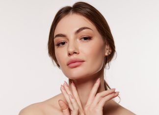 Ta terapia kwasowa wygładza twarz jak mikrodermabrazja. Przebarwienia znikają!